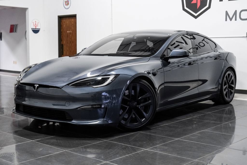 Used 2023 Tesla Model S image 8