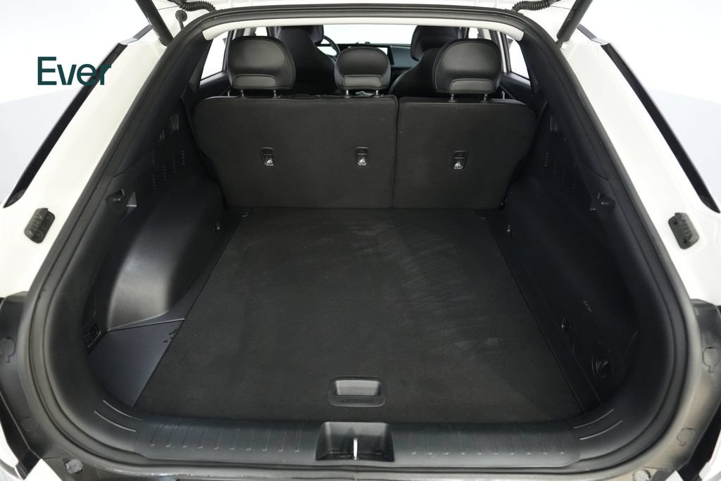Used 2024 Kia EV6 Wind RWD image 8