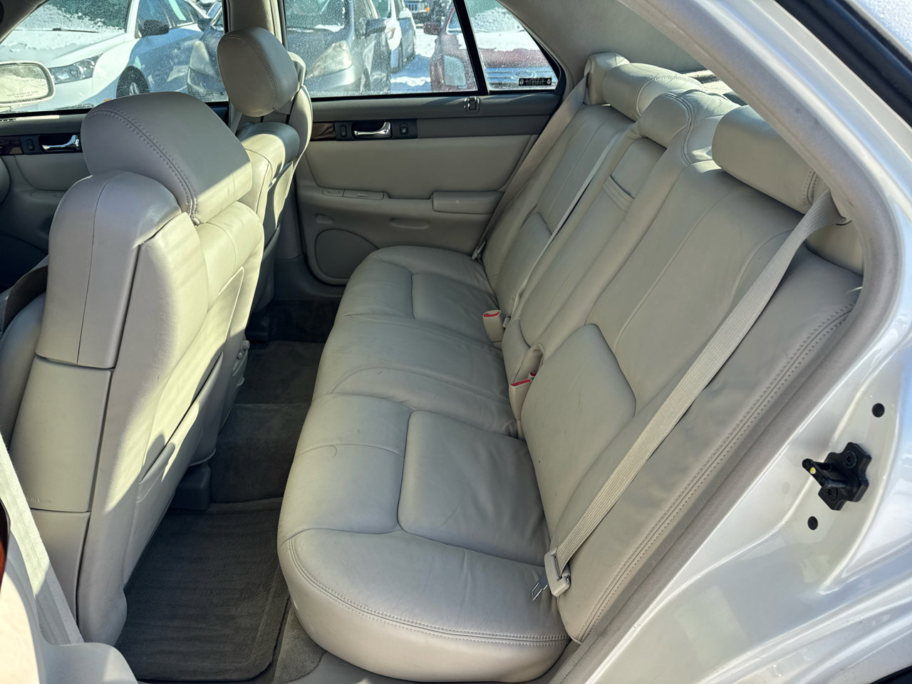 Used 2002 Cadillac Seville SLS w/ Luxury Pkg image 11