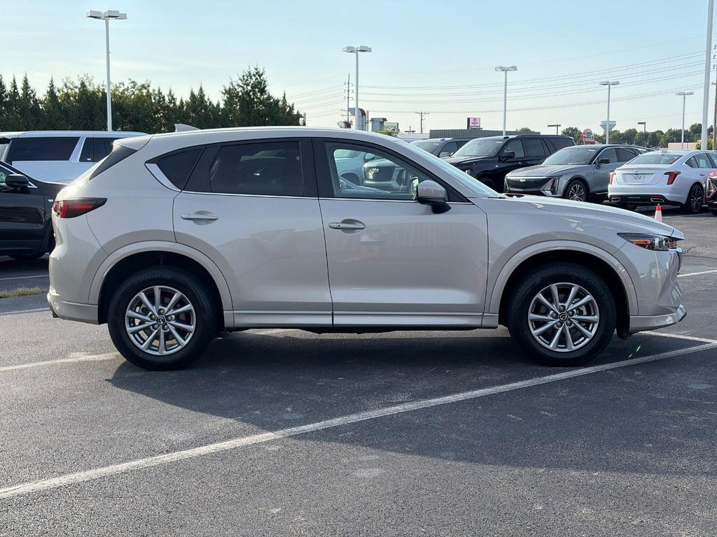 Used 2025 MAZDA CX-5 AWD 2.5 S w/ Preferred Package image 4