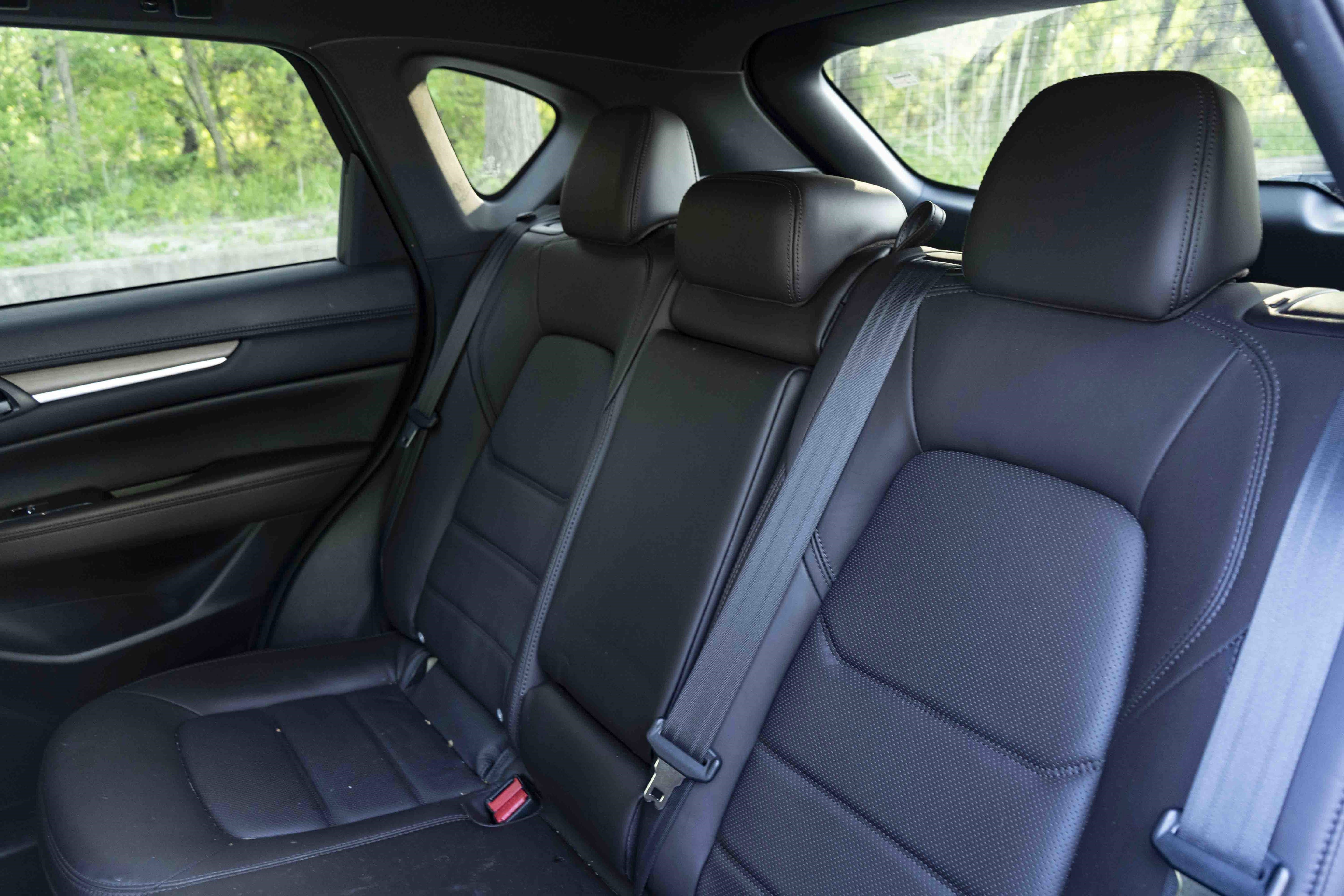 Used 2021 MAZDA CX-5 Signature image 18