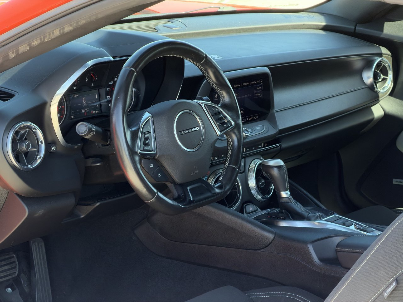 Used 2021 Chevrolet Camaro LT w/ Technology Package RWD image 10