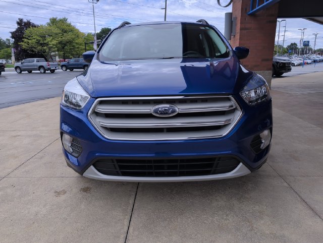Used 2018 Ford Escape SE w/ SE Sync 3 Package FWD image 9