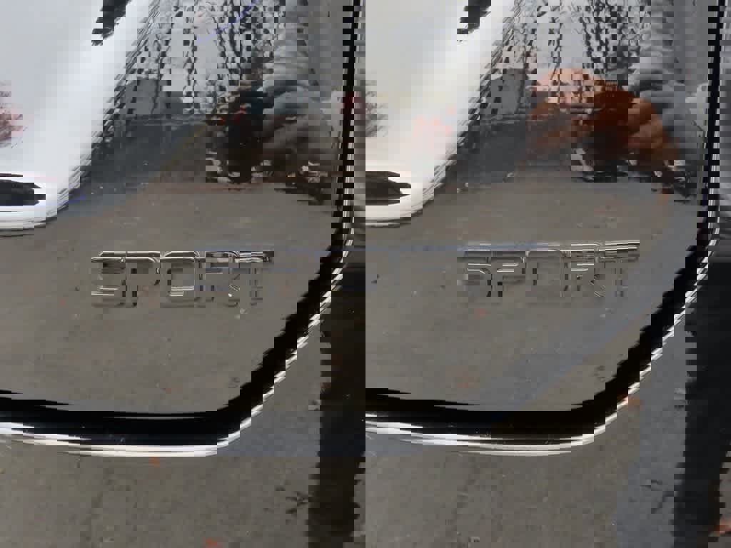 Used 2023 Honda Pilot Sport image 8