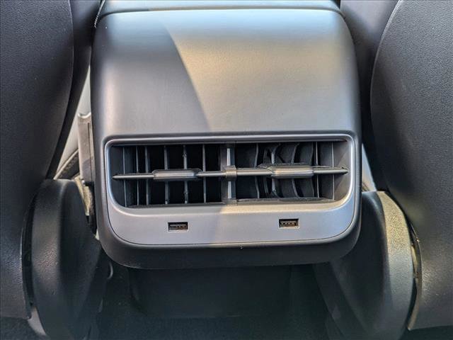 Used 2018 Tesla Model 3 Long Range RWD image 18