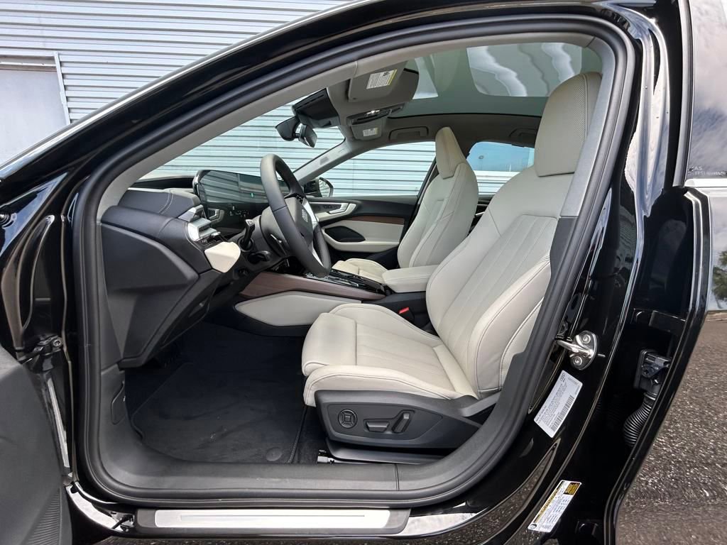 New 2025 Audi A5 2.0T Prestige image 9