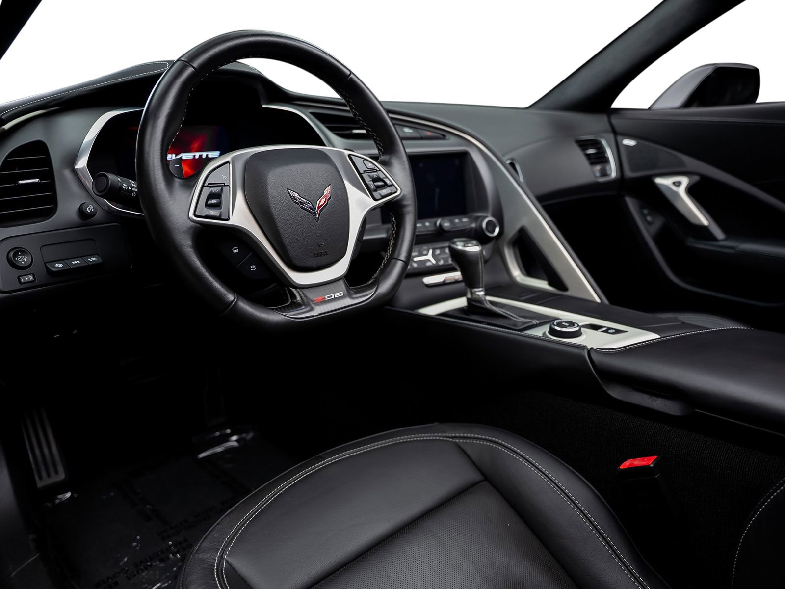 Used 2016 Chevrolet Corvette Z06 w/ 3LZ Preferred Equipment Group RWD image 39