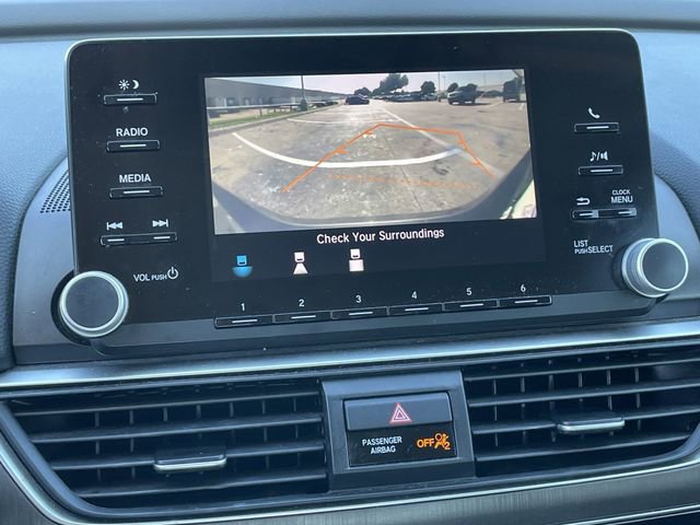Used 2018 Honda Accord LX image 17