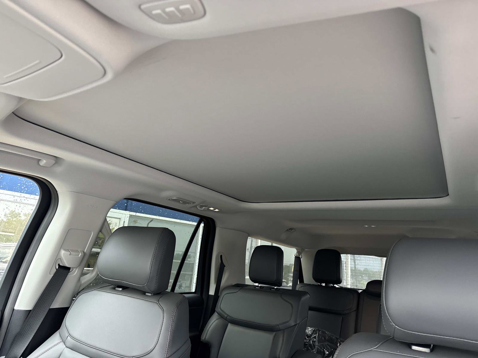 New 2025 Ford Expedition Max Active image 9