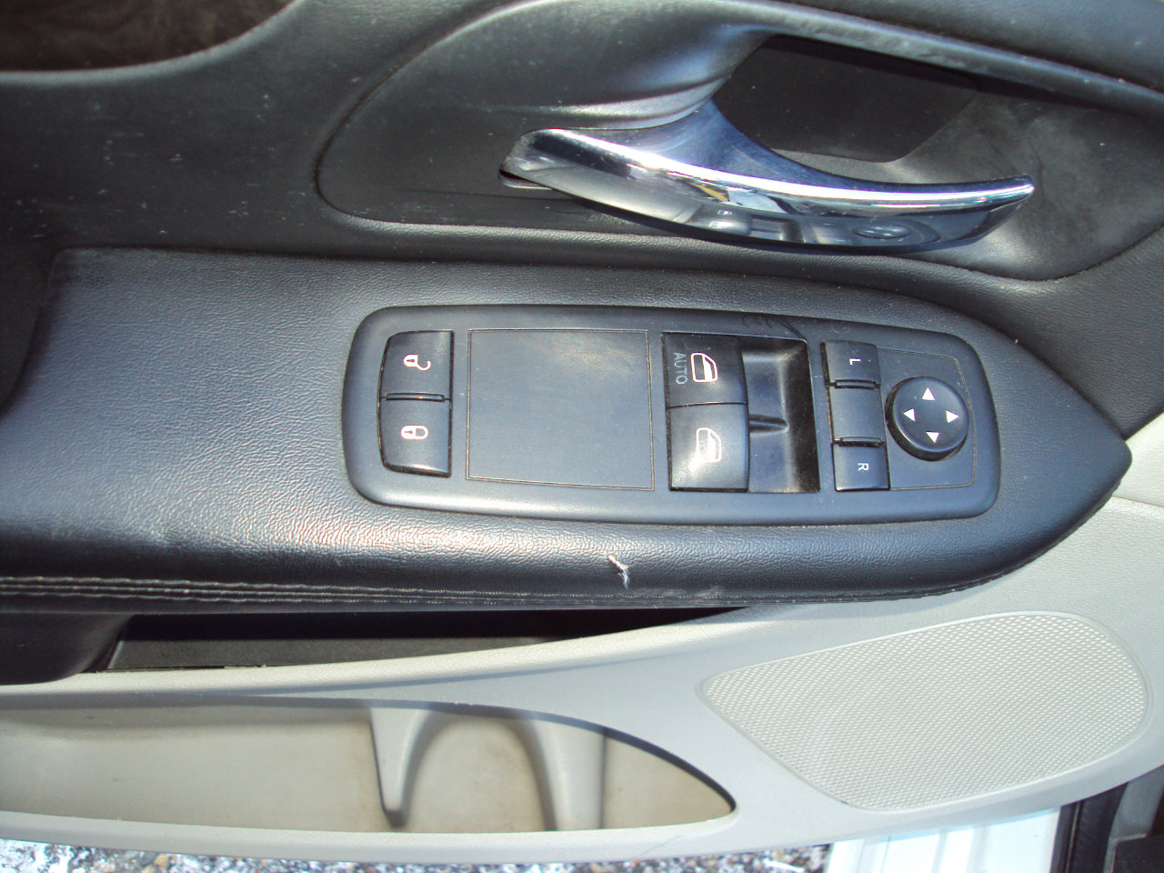 Used 2015 Dodge Grand Caravan SE w/ Quick Order Package 29E SE FWD image 22