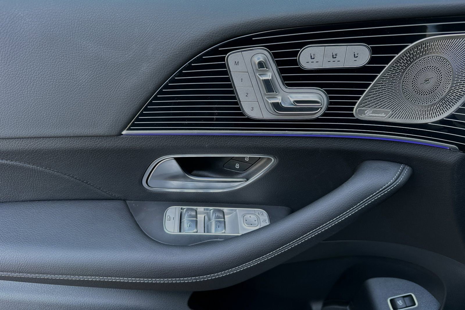 New 2024 Mercedes-Benz GLS 450 4MATIC image 12