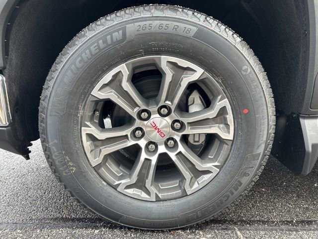 New 2026 GMC Sierra 1500 SLE w/ Preferred Package AWD/4WD image 9