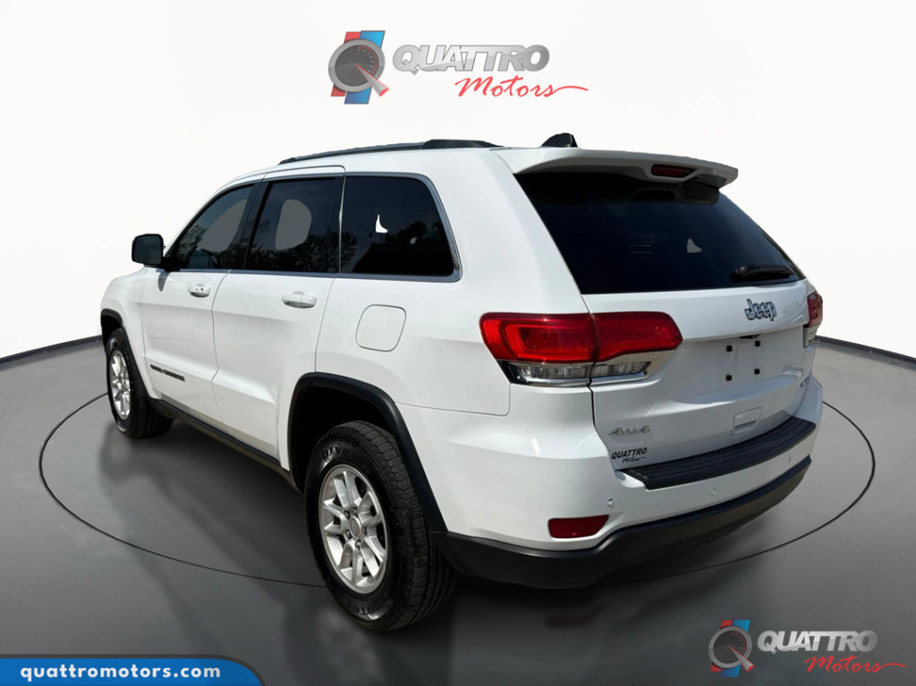Used 2018 Jeep Grand Cherokee Laredo image 4