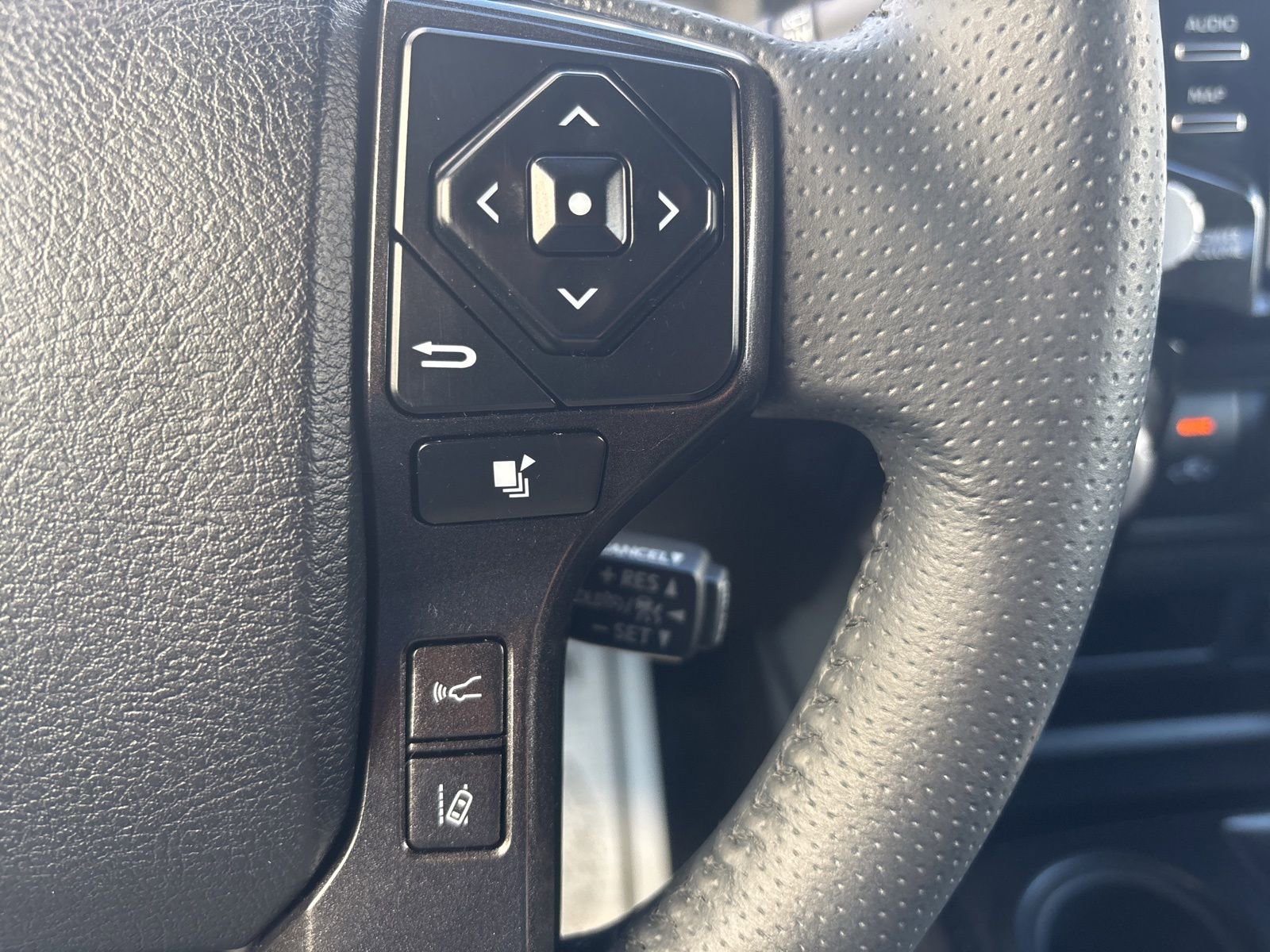 Used 2021 Toyota 4Runner TRD Off-Road Premium image 13