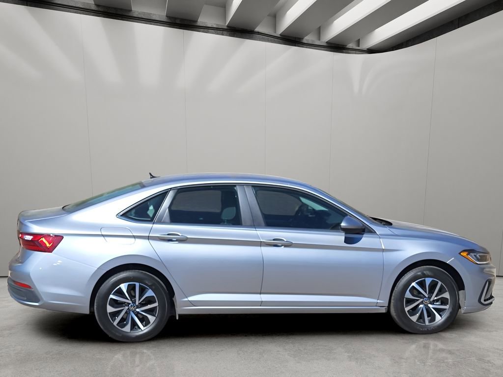 Used 2025 Volkswagen Jetta S FWD image 4