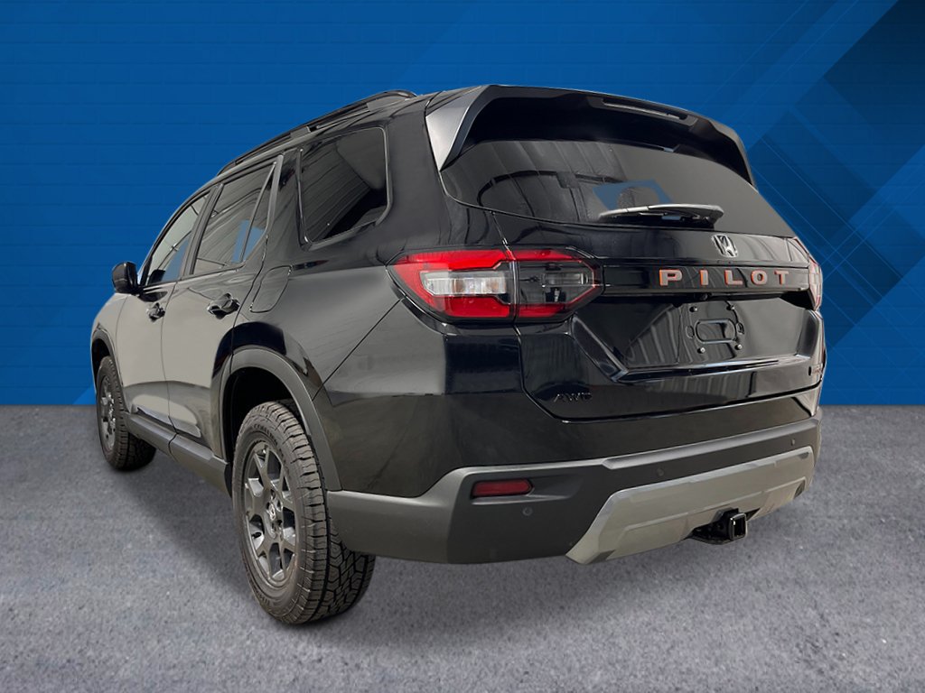 New 2026 Honda Pilot TrailSport image 6