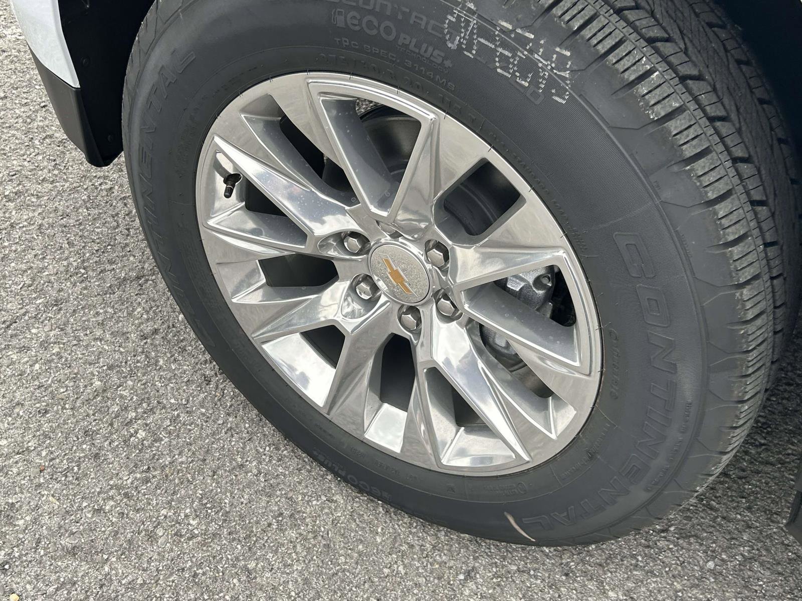 New 2026 Chevrolet Suburban Premier AWD/4WD image 9