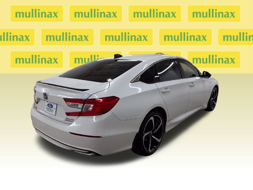 Used 2022 Honda Accord Sport image 3