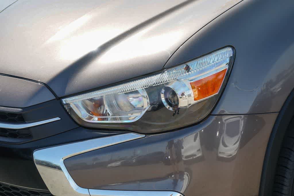 Used 2019 Mitsubishi Outlander Sport ES FWD image 8