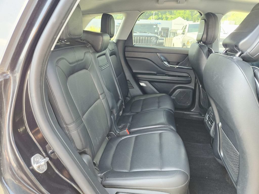 Used 2020 Lincoln Corsair AWD w/ Premium Package image 15