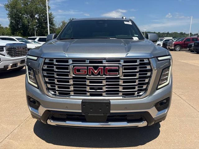 Used 2025 GMC Yukon XL Denali AWD/4WD image 8