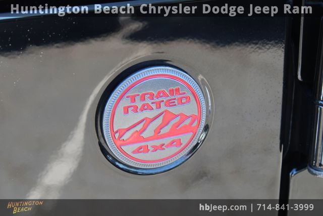 Used 2022 Jeep Wrangler Unlimited Rubicon w/ Steel Bumper Group image 9