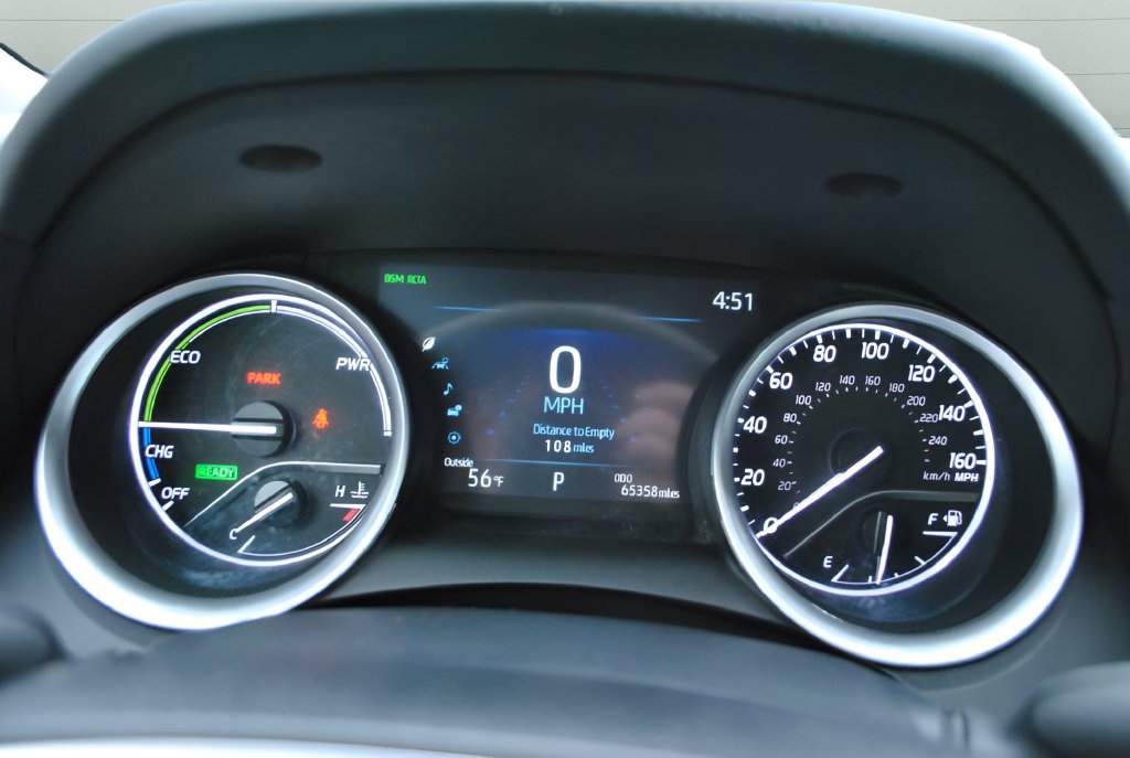 Certified 2024 Toyota Camry XLE w/ Cold Weather Package FWD image 19