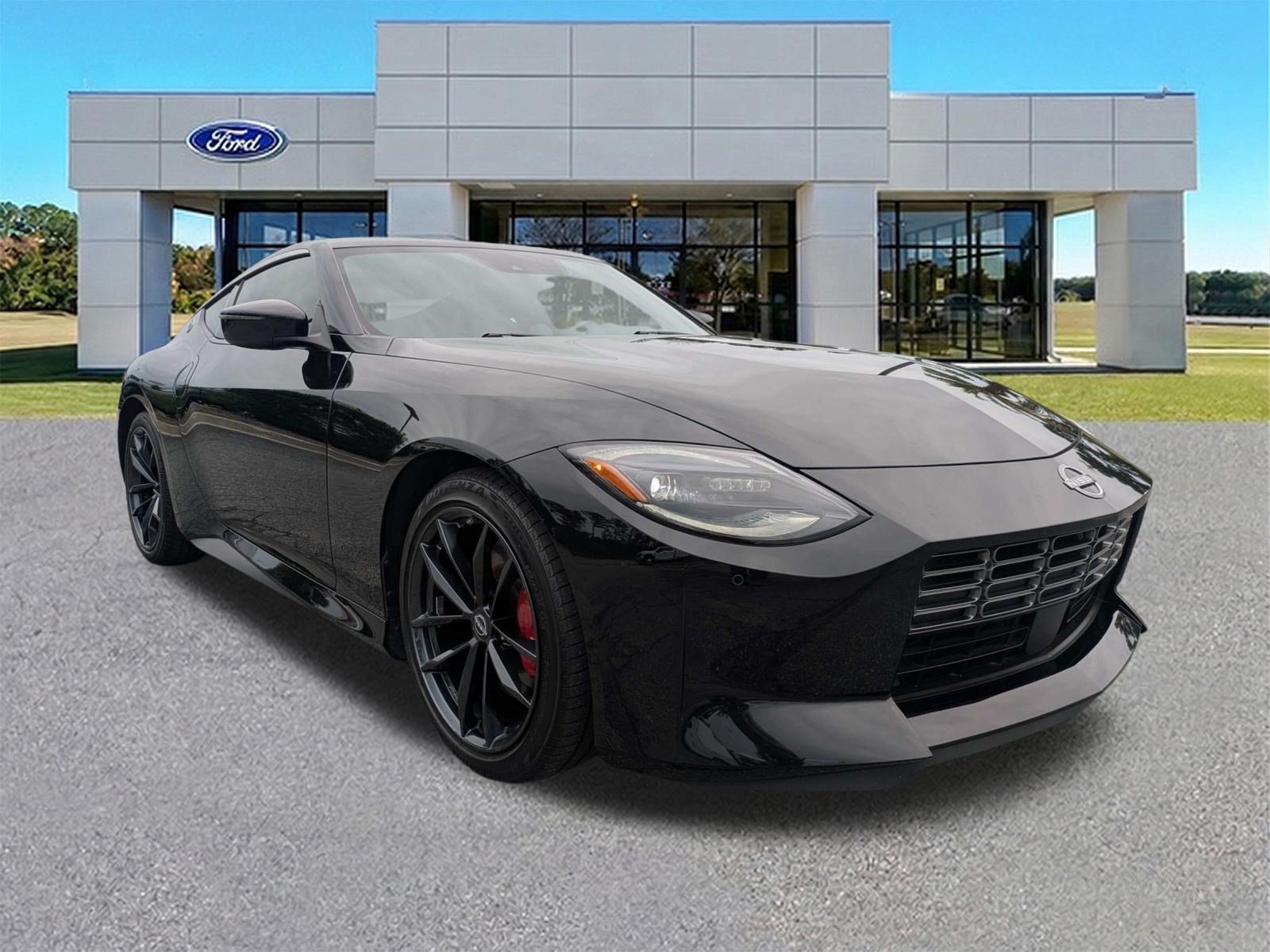 Used 2025 Nissan Z Performance w/ Floor Mat Package