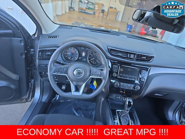 Used 2022 Nissan Rogue Sport S image 14