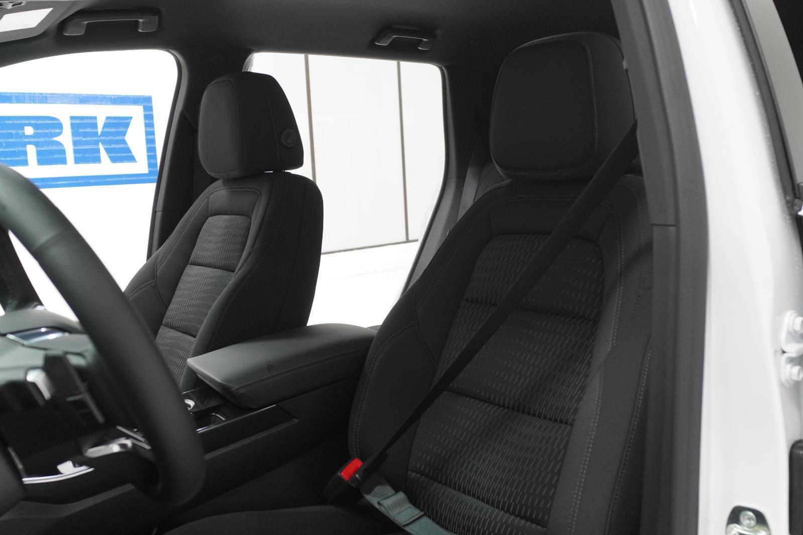 New 2026 Chevrolet Equinox LT w/ Midnight Edition image 16