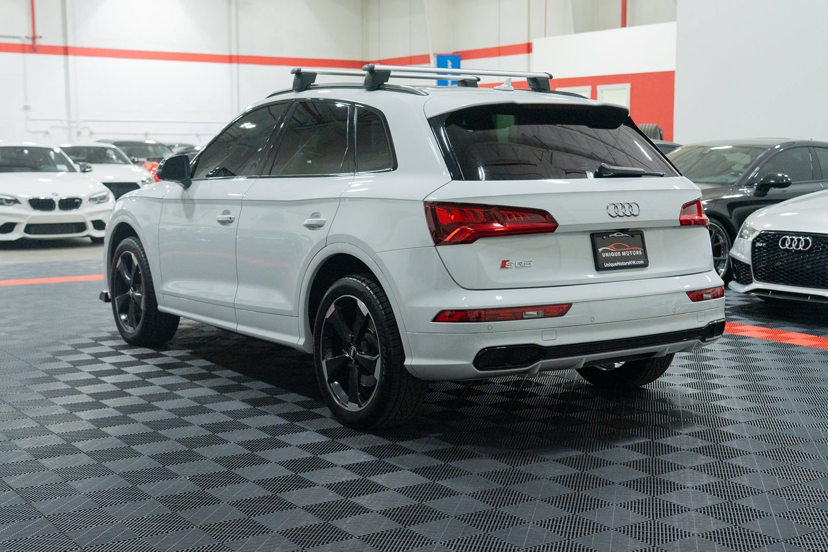 Used 2020 Audi SQ5 Premium Plus w/ Premium Plus Package AWD/4WD image 4