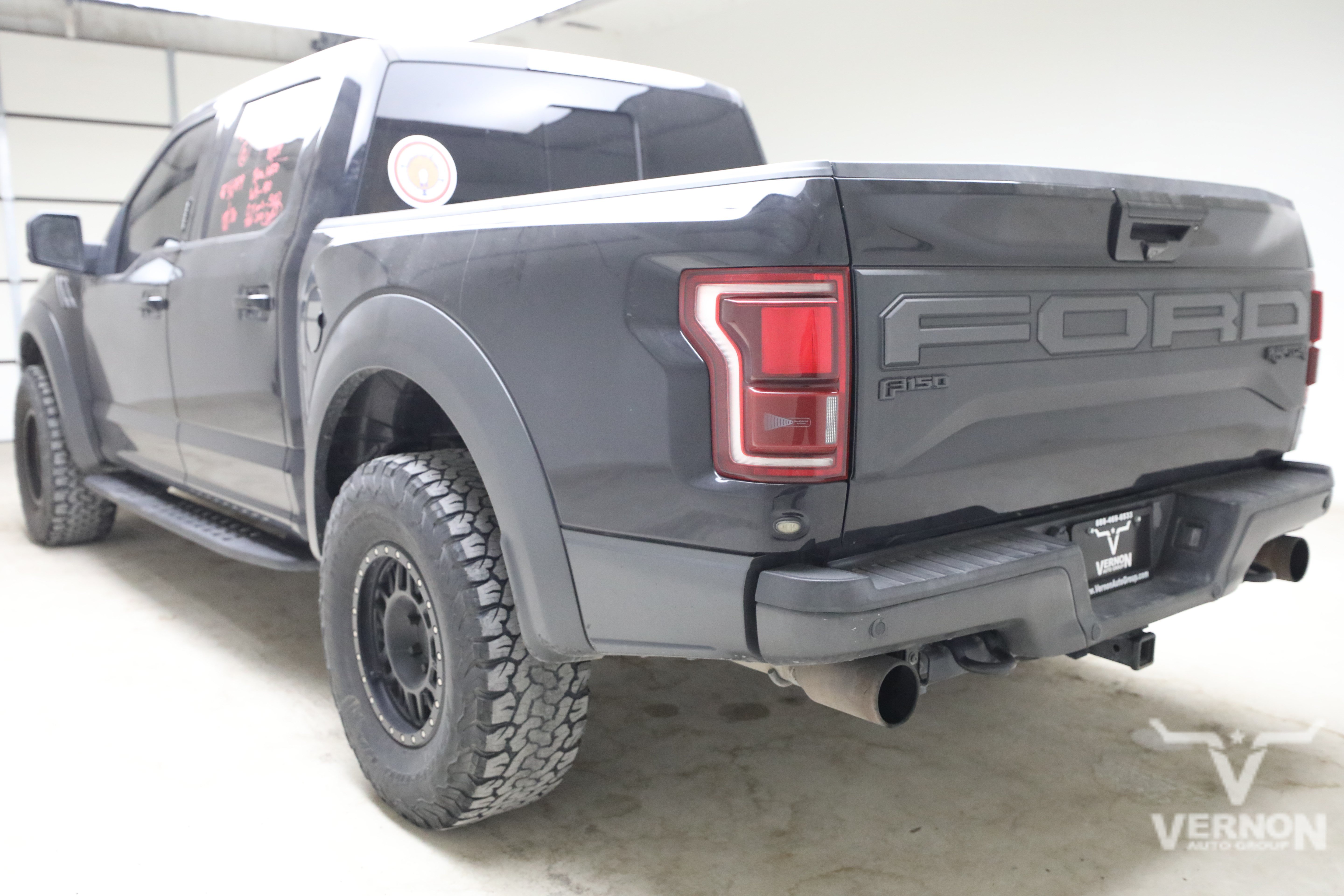 Used 2019 Ford F150 Raptor w/ Equipment Group 802A Luxury AWD/4WD image 2