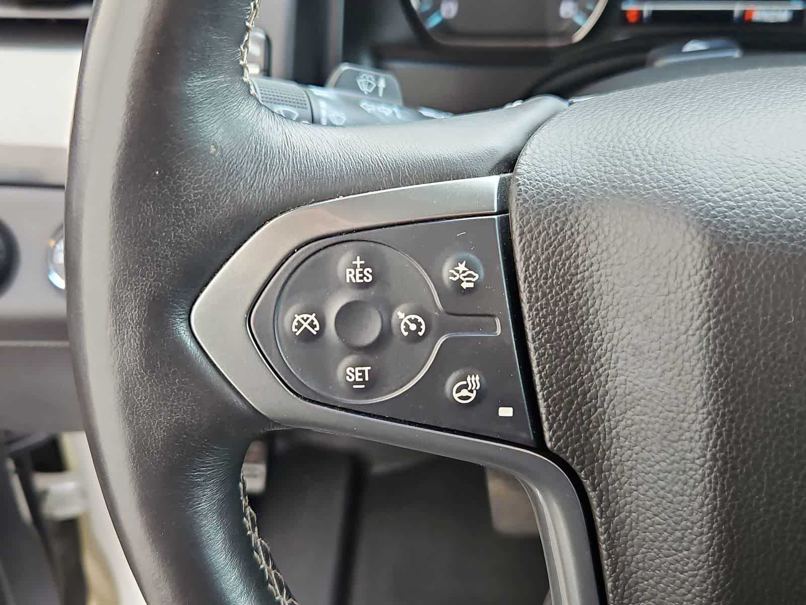 Used 2015 Chevrolet Suburban LTZ AWD/4WD image 24