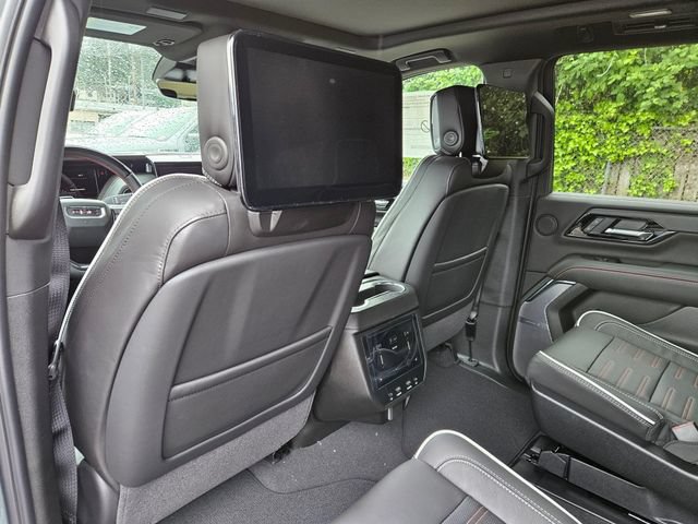 New 2026 GMC Yukon XL AT4 Ultimate AWD/4WD image 18
