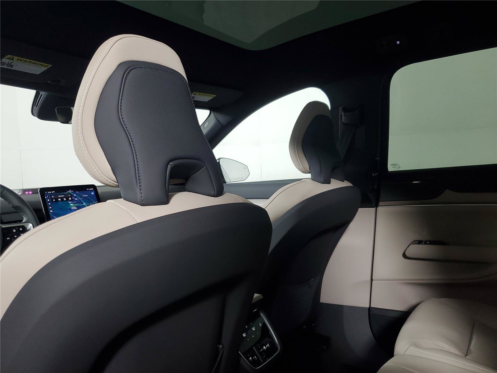 New 2026 Volvo EX90 Plus RWD image 13