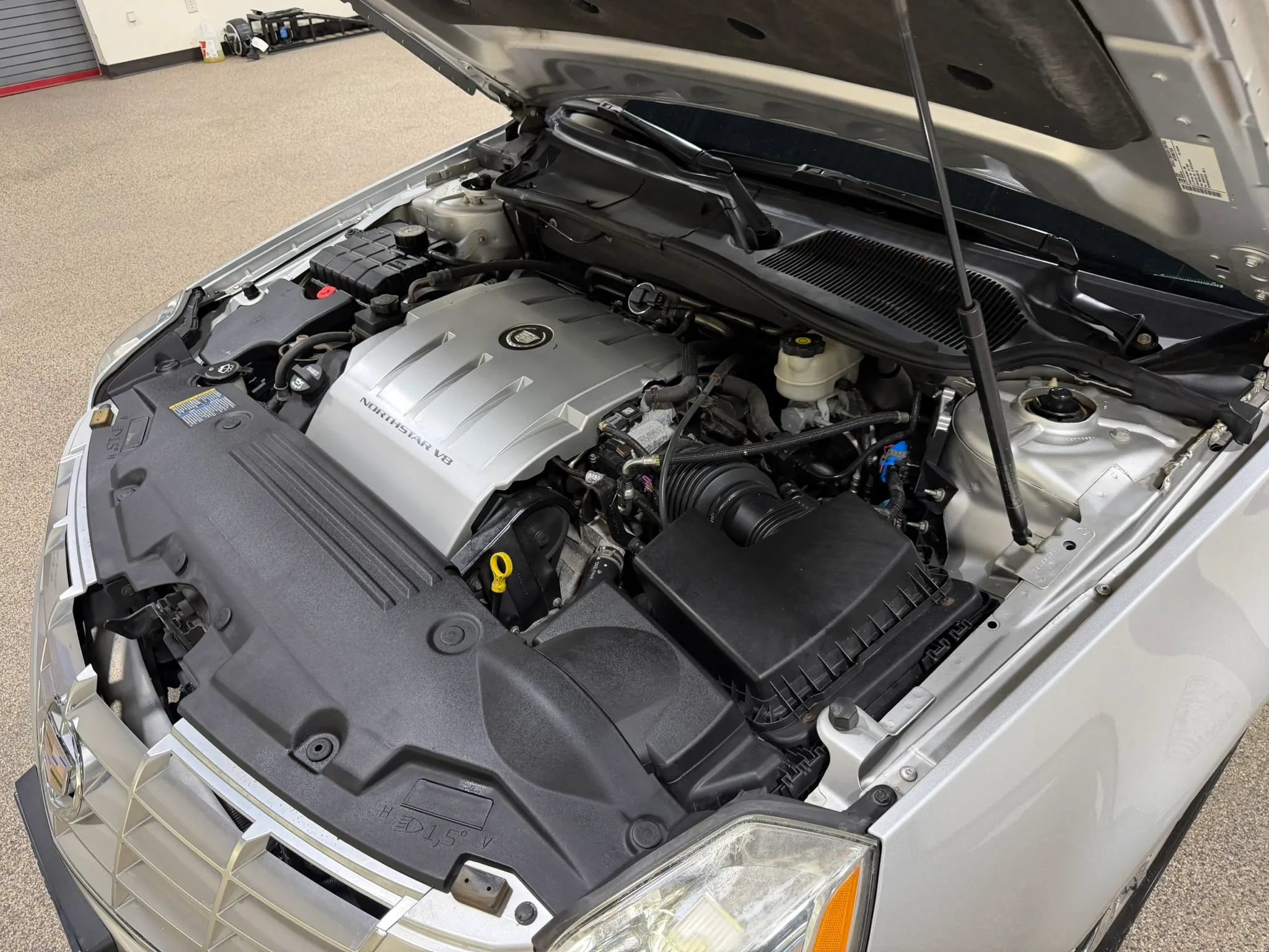 Used 2009 Cadillac DTS w/ Trunk Convenience Package FWD image 56