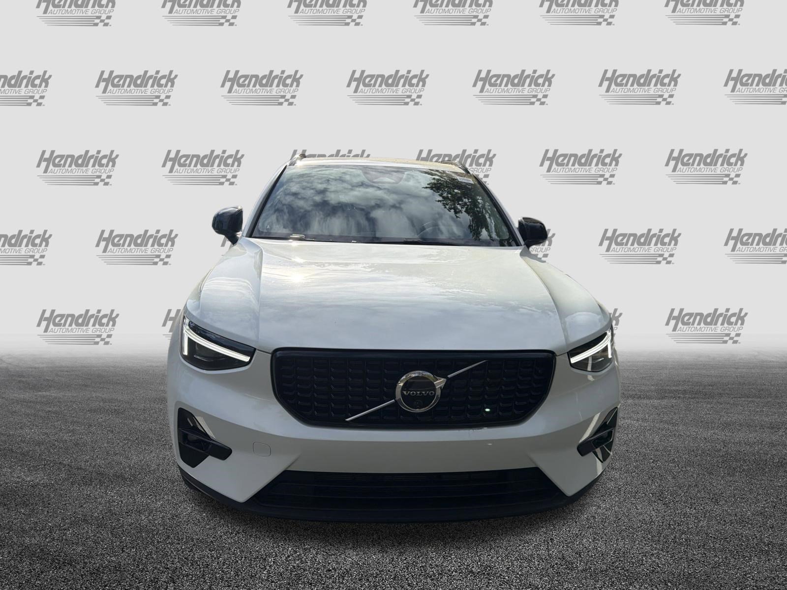 New 2026 Volvo XC40 B5 Plus w/ Protection Package Premier image 3