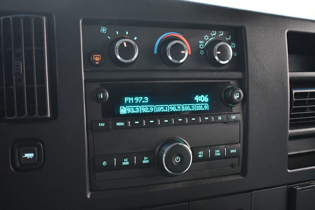 Used 2022 Chevrolet Express 3500 LS image 29