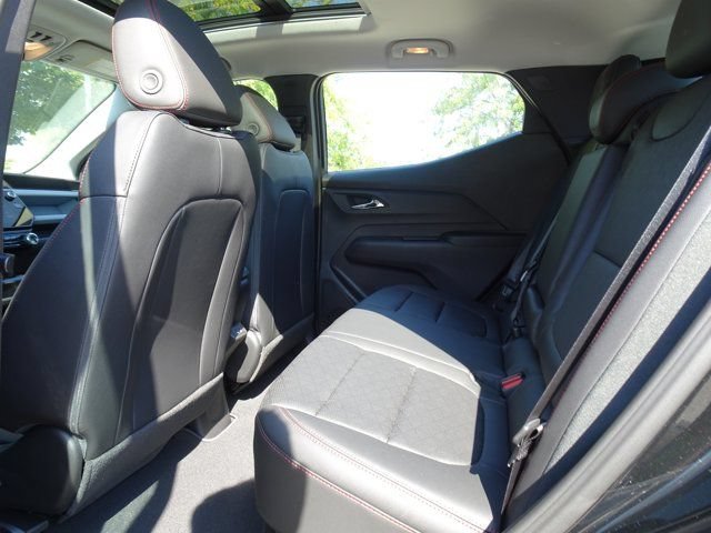 New 2027 Chevrolet Bolt RS w/ Super Cruise Package FWD image 8