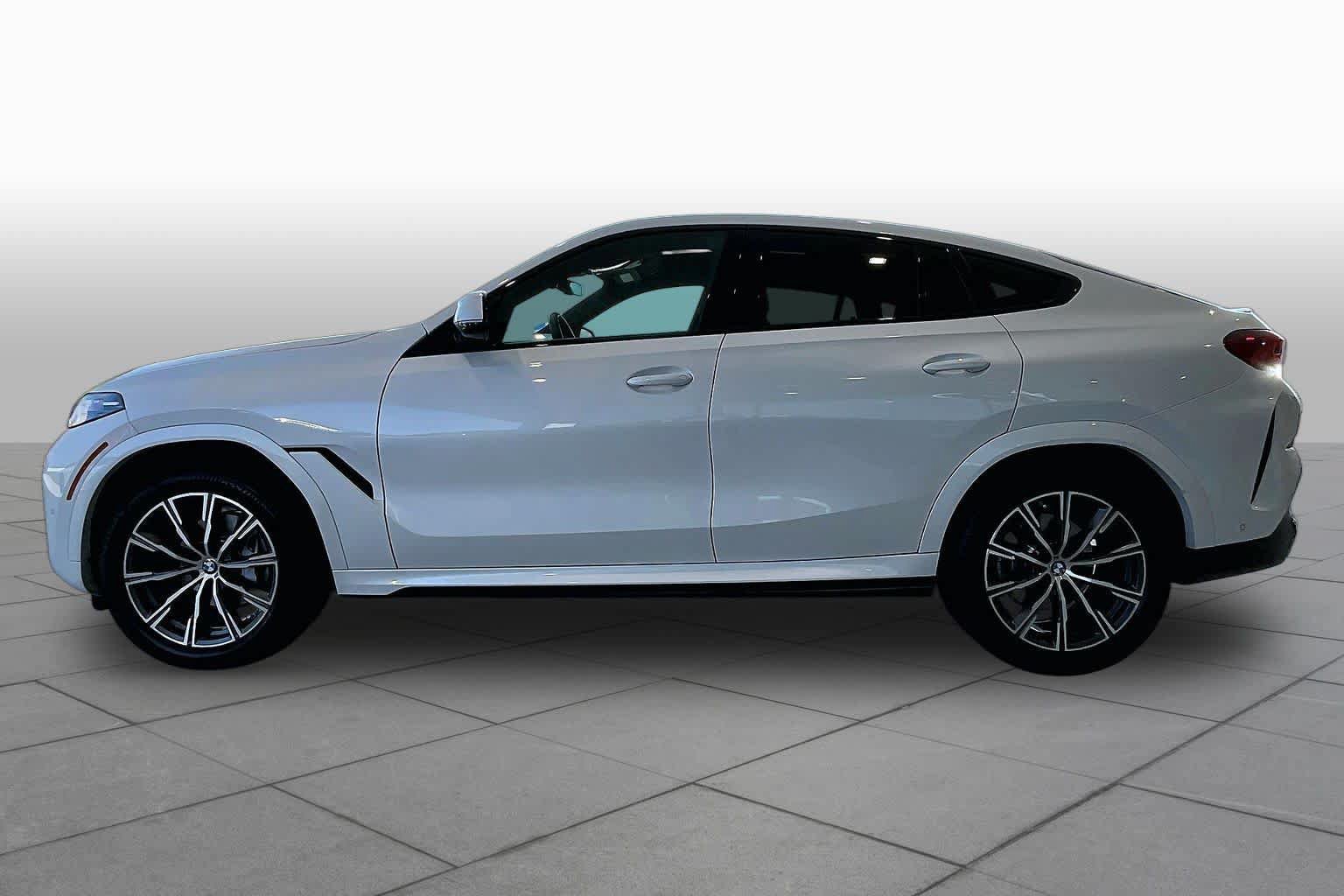 Used 2026 BMW X6 xDrive40i AWD/4WD image 32