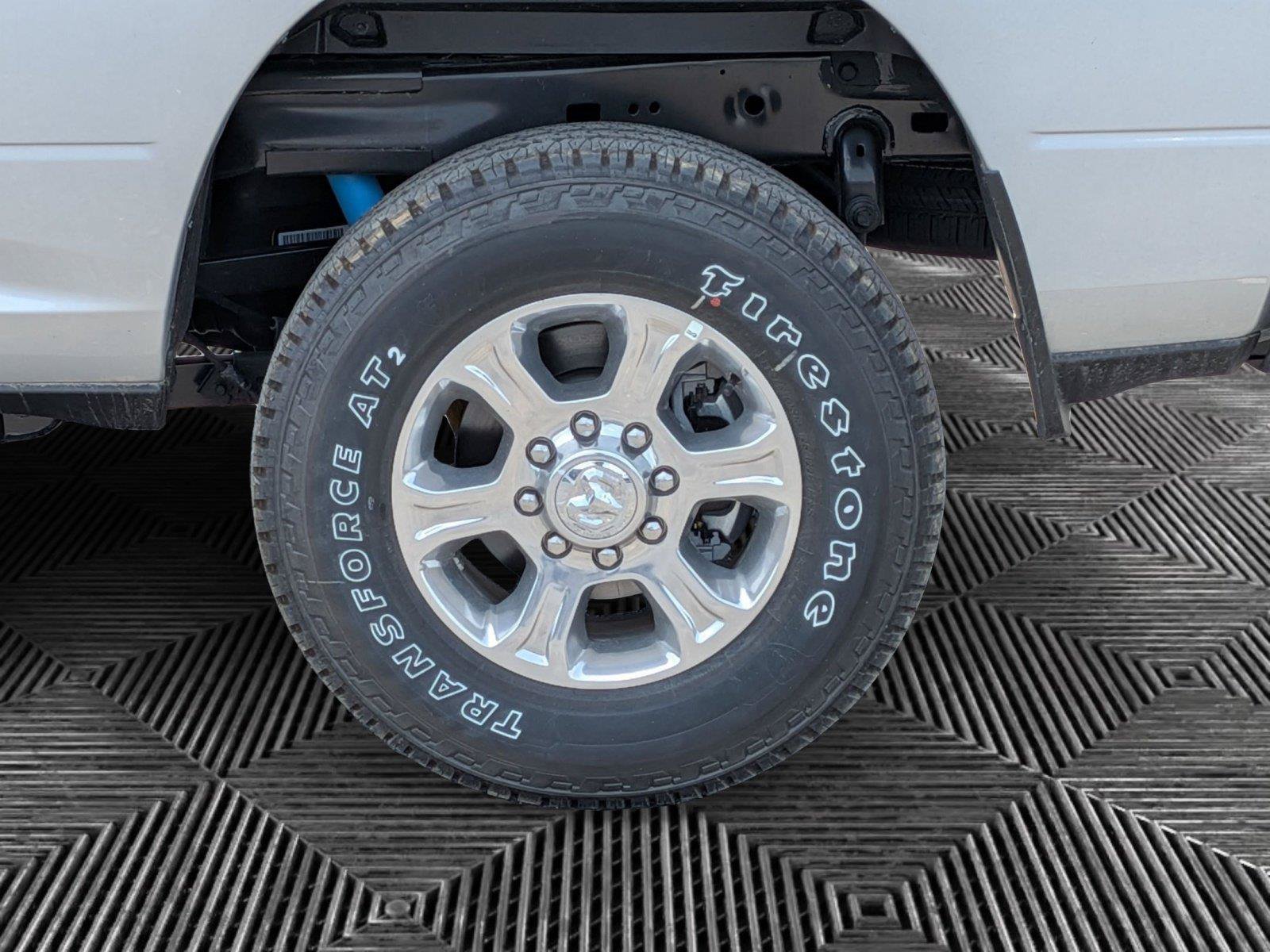 New 2026 RAM 2500 Big Horn AWD/4WD image 9