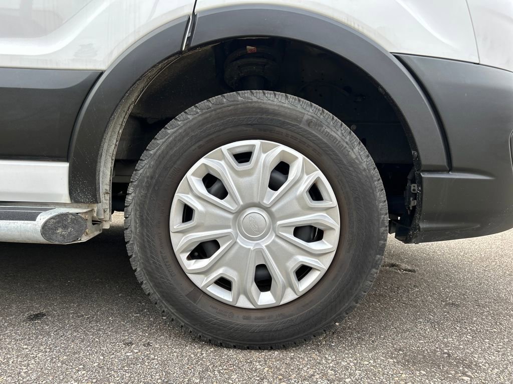 Used 2024 Ford Transit 250 Low Roof w/ Exterior Upgrade Package image 7