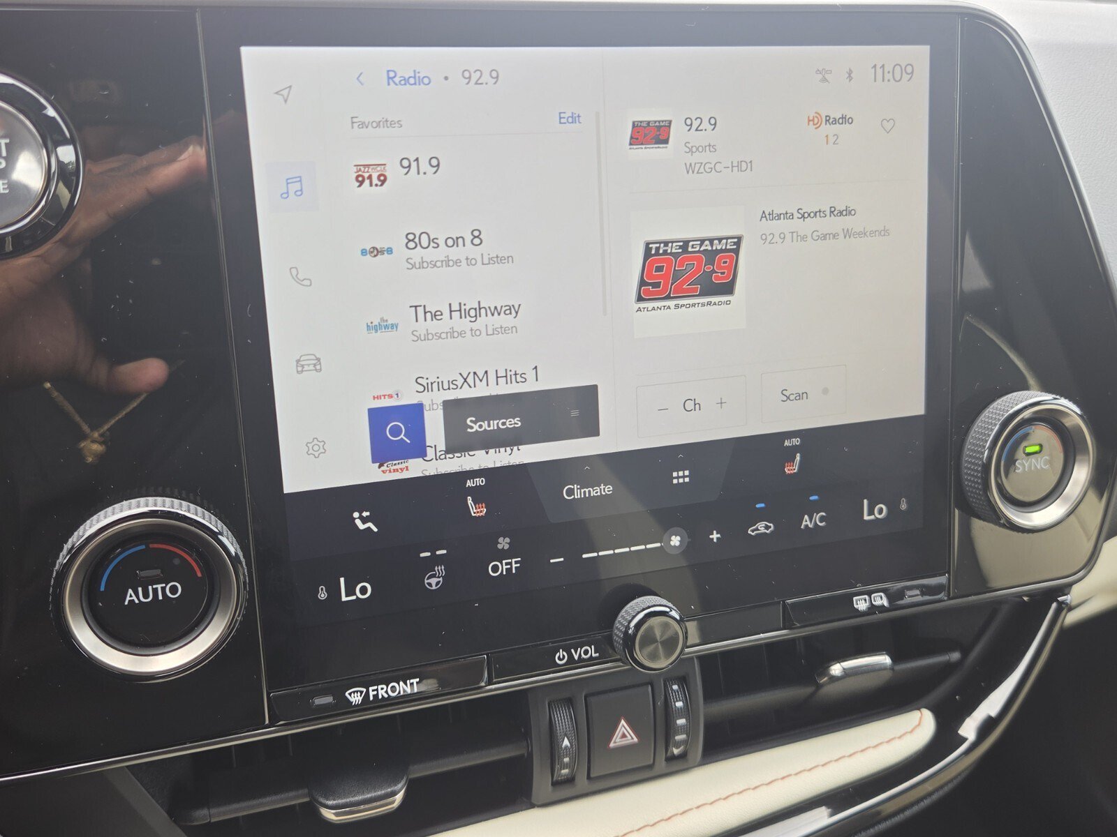 Used 2024 Lexus NX 250 FWD w/ Cold Area Package image 19