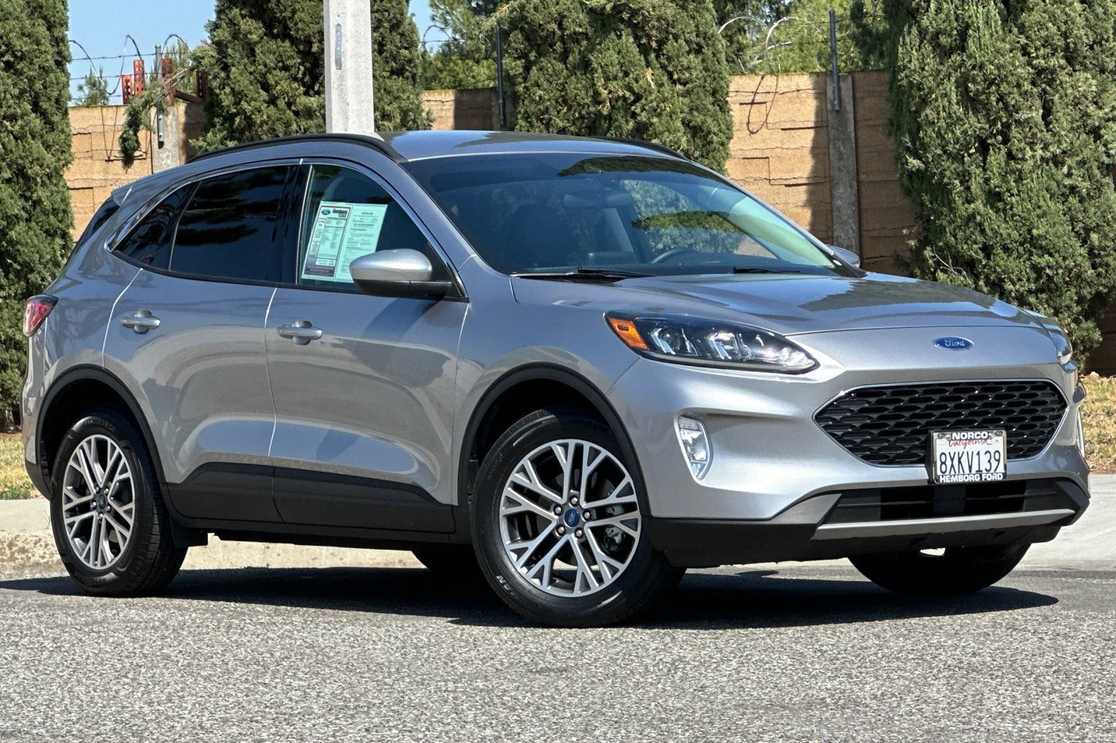 Used 2021 Ford Escape SEL AWD/4WD image 2