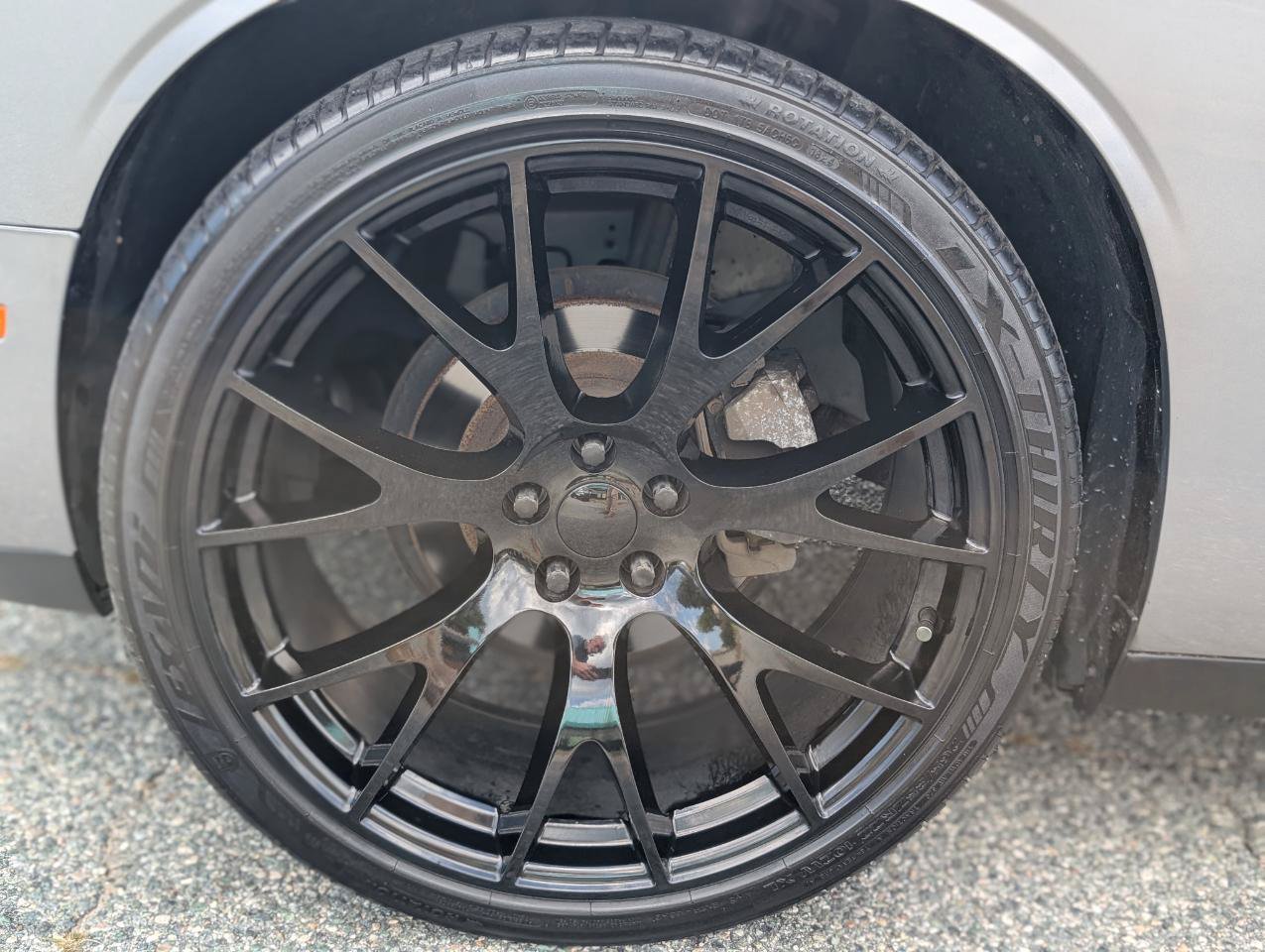 Used 2016 Dodge Challenger SXT RWD image 3