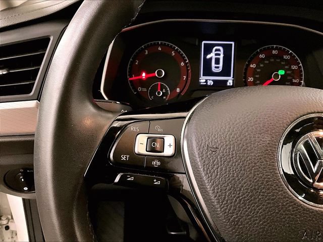 Used 2020 Volkswagen Jetta SE w/ SE Cold Weather Package FWD image 17