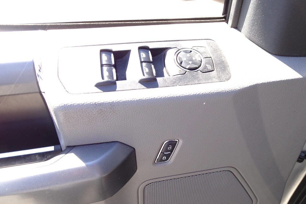 Used 2016 Ford F150 XLT w/ Equipment Group 302A Luxury AWD/4WD image 16