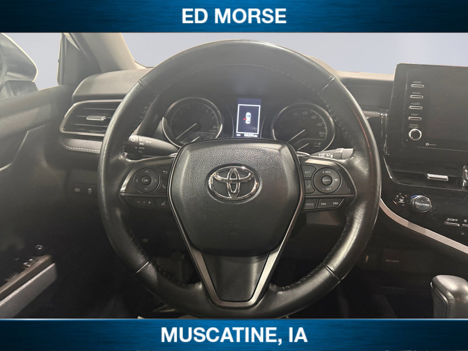 Used 2024 Toyota Camry SE image 12