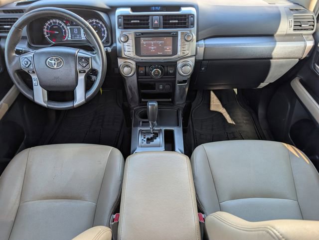 Used 2017 Toyota 4Runner SR5 Premium RWD image 5