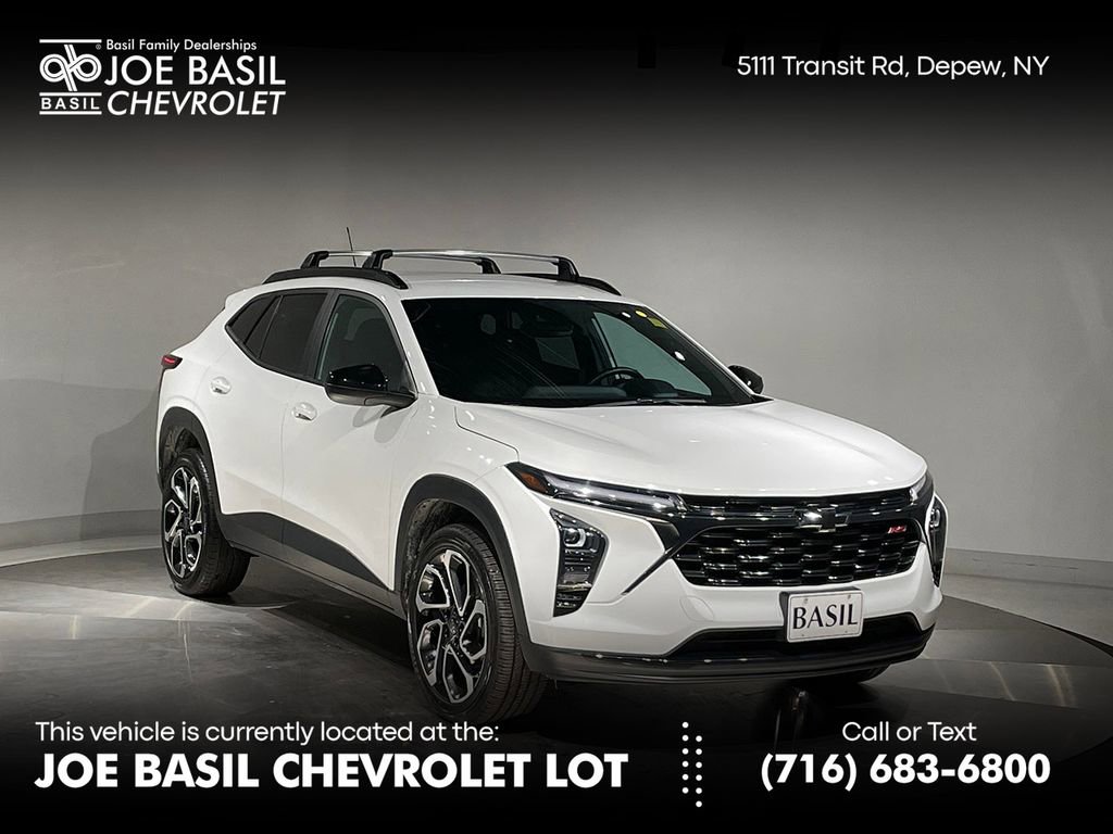 Used 2024 Chevrolet Trax RS w/ Driver Confidence Package image 1